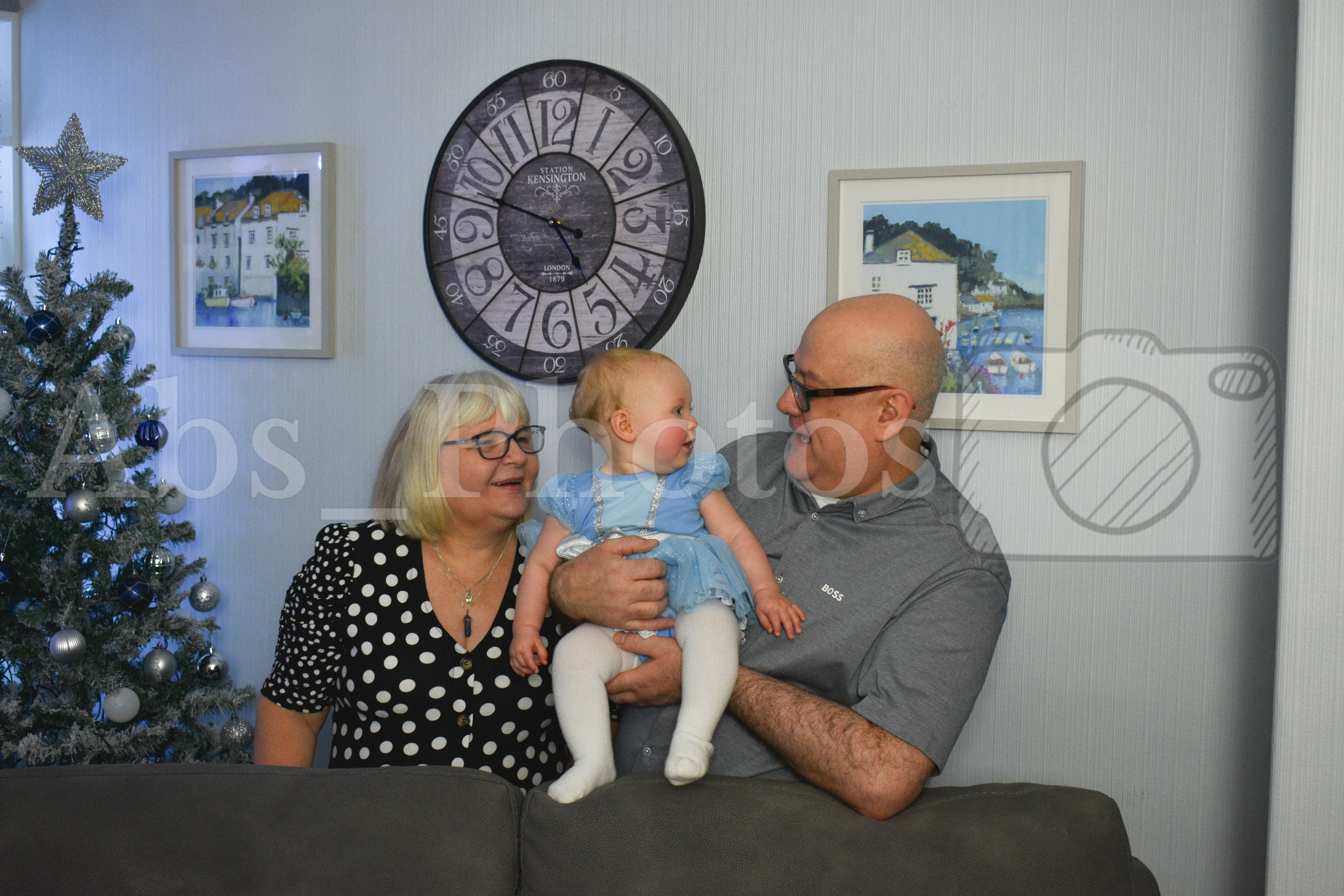 Grandparent's Shoot with baby 
